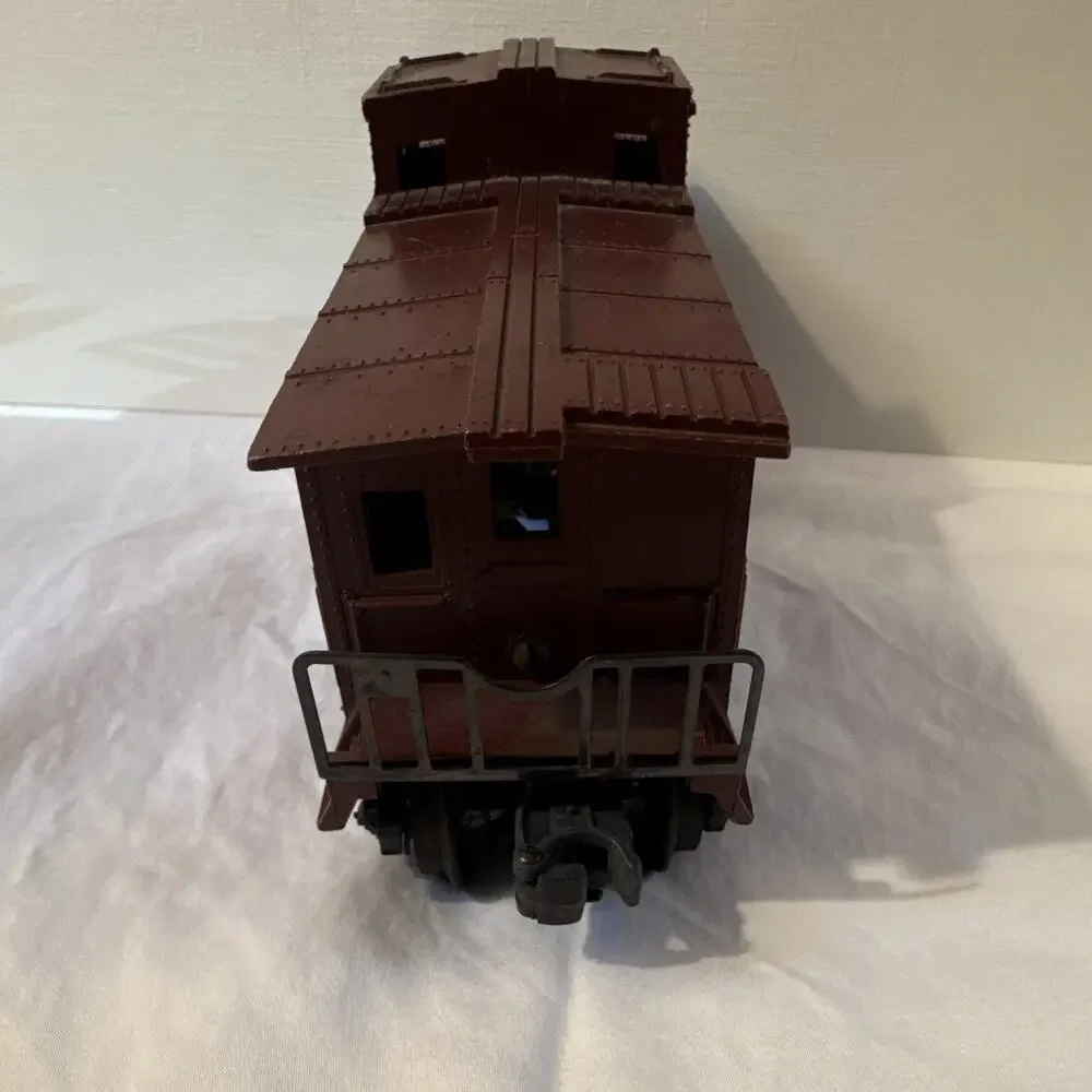 Lionel Lionel Lines 6037 O Gauge Brown Caboose 3-Rail AC Analog 1:48 Plastic